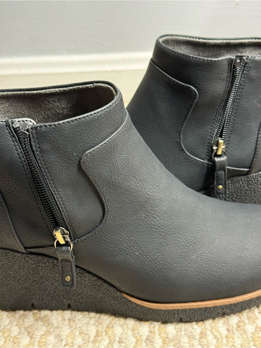 Dr. Scholl’s Black Ankle Boots Chunky Block Heel Side Zip Women’s 9 - Picture 5 of 7